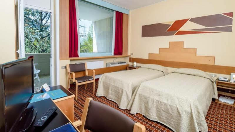 Hotel Santoli Porretta Terme Bagian luar foto
